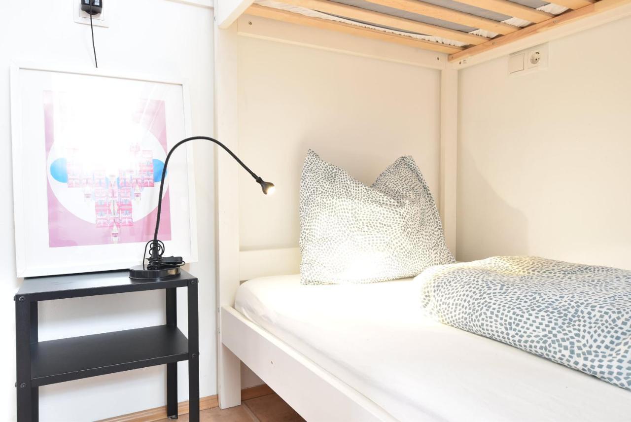 Huge Apartment In Awesome Location With Parking Innsbruck Exterior photo