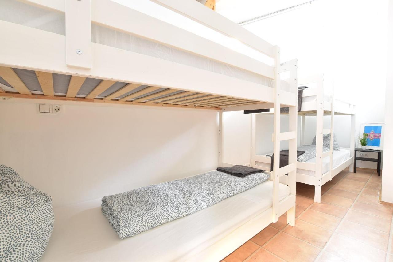 Huge Apartment In Awesome Location With Parking Innsbruck Exterior photo